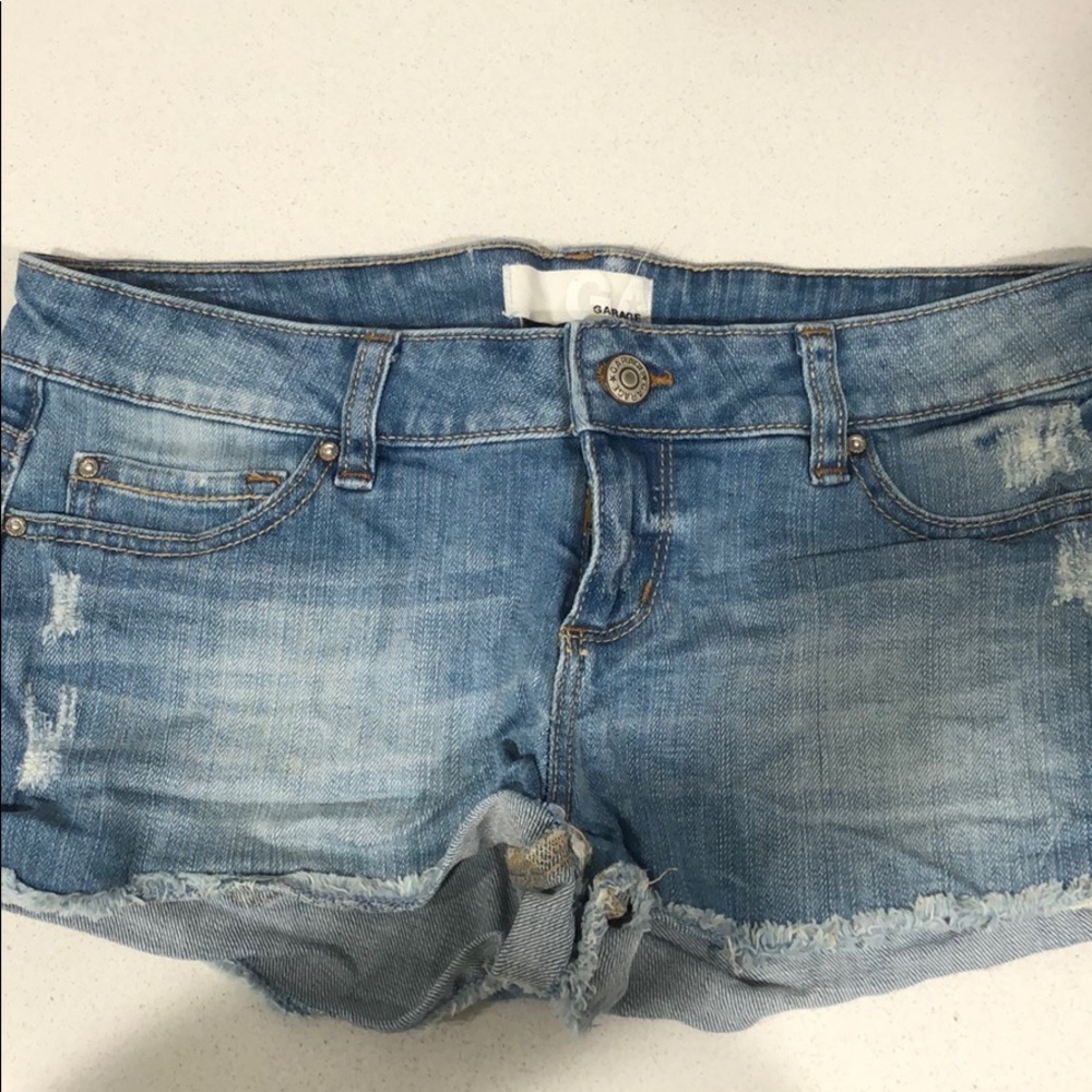 Garage Jean Short Shorts. Denim. Size 7.
